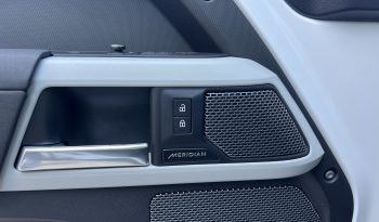 Land Rover Defender 110 3.0d i6 mhev SE awd pieno