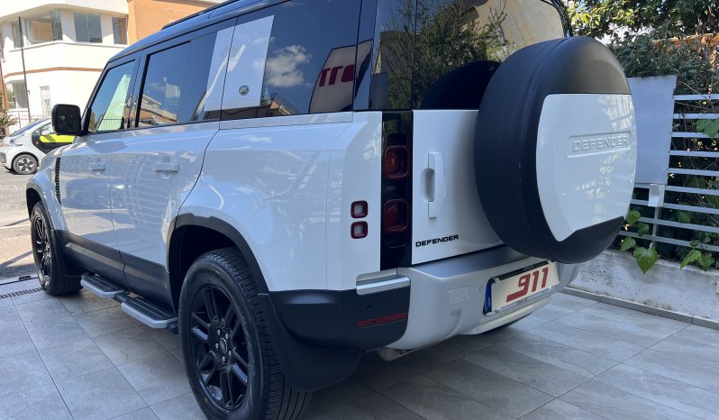 Land Rover Defender 110 3.0d i6 mhev SE awd pieno