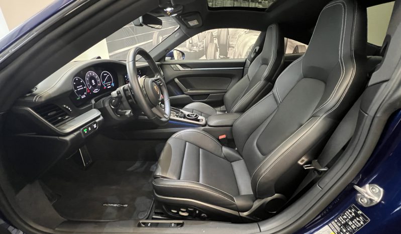 Porsche 992 Coupe 3.0 Carrera pieno